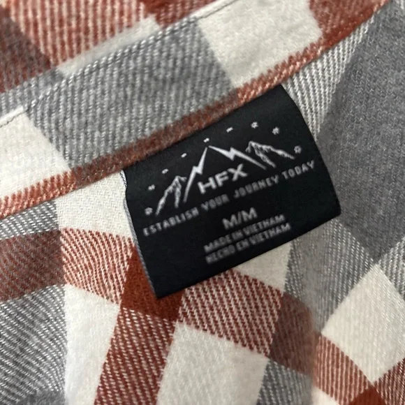 Plaid winter Jacket - Picture 3 of 3